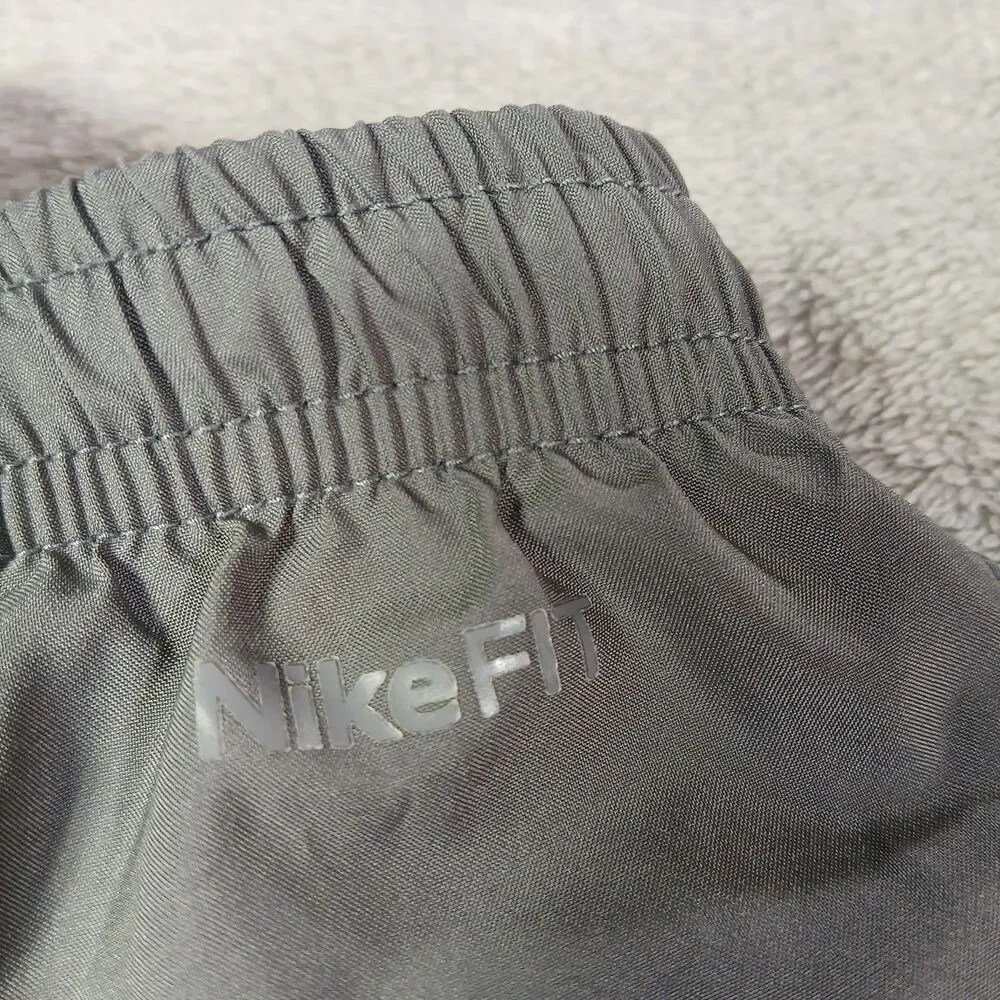Nike Mens Large L Gray Brief Lined Shorts Gym Training Athletic 255988 Gorpcore